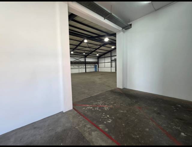 451M² WAREHOUSE TO LET IN MAITLAND